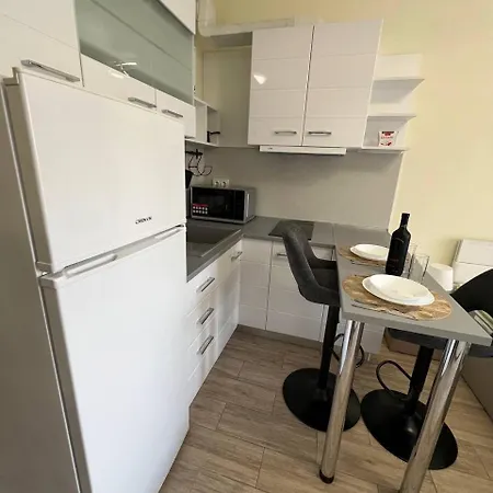 Coastera Group Cascadas 8 Apartman